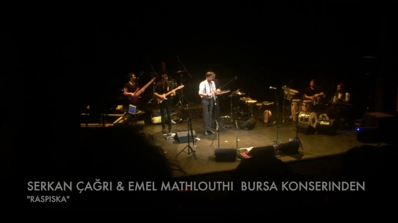SERKAN ÇAĞRI & EMEL MATHLOUTHI BURSA KONSERINDEN "RASPISKA"