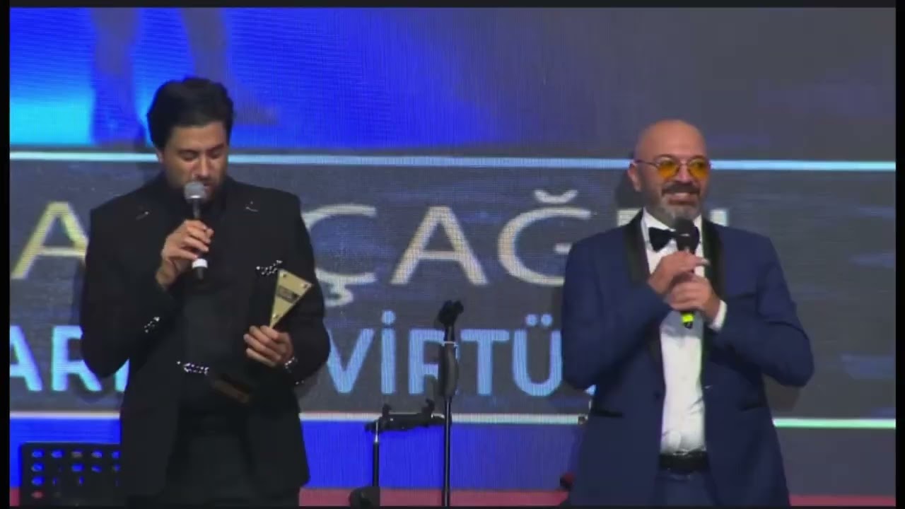 SERKAN ÇAĞRI - YILIN KLARNET VİRTÜÖZÜ ÖDÜLÜ